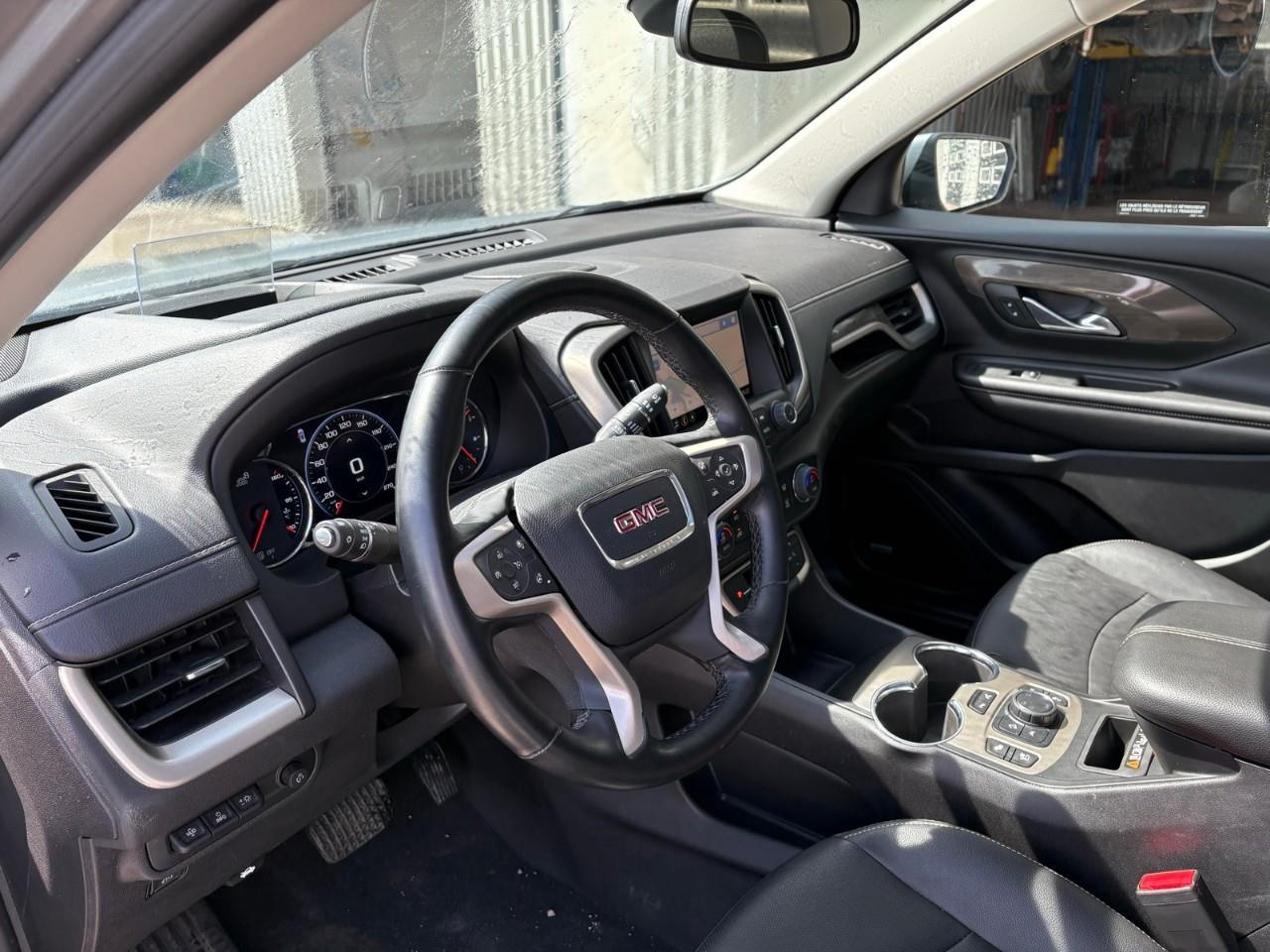 2024 GMC Terrain Denali 4dr All-Wheel Drive Photo