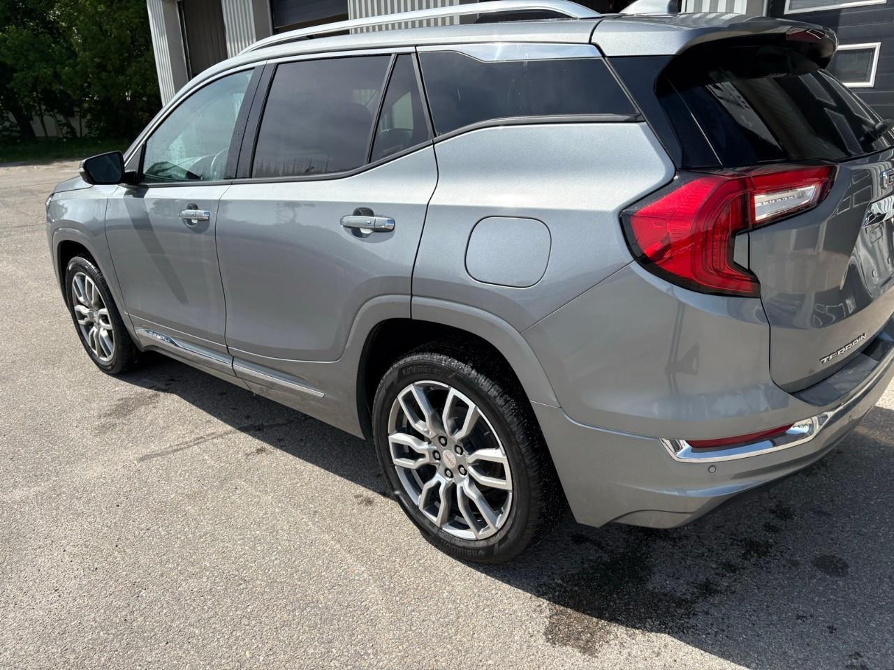 2024 GMC Terrain Denali 4dr All-Wheel Drive Photo