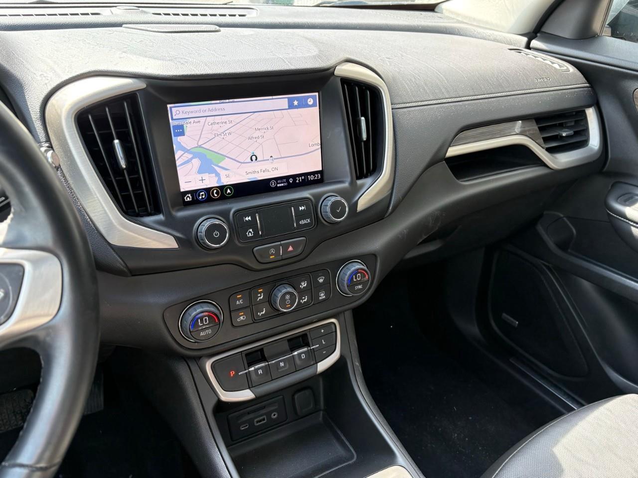 2024 GMC Terrain Denali 4dr All-Wheel Drive Photo