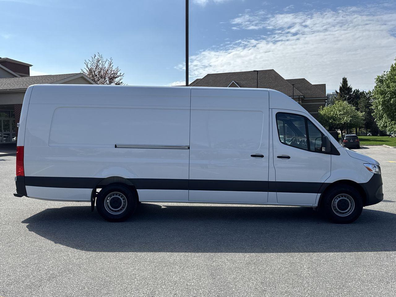 2023 Mercedes-Benz Sprinter 2500 High Roof 4-Cyl Diesel Sprinter 2500 Extended Cargo Van 170 in. WB Rear-Wheel Drive Photo