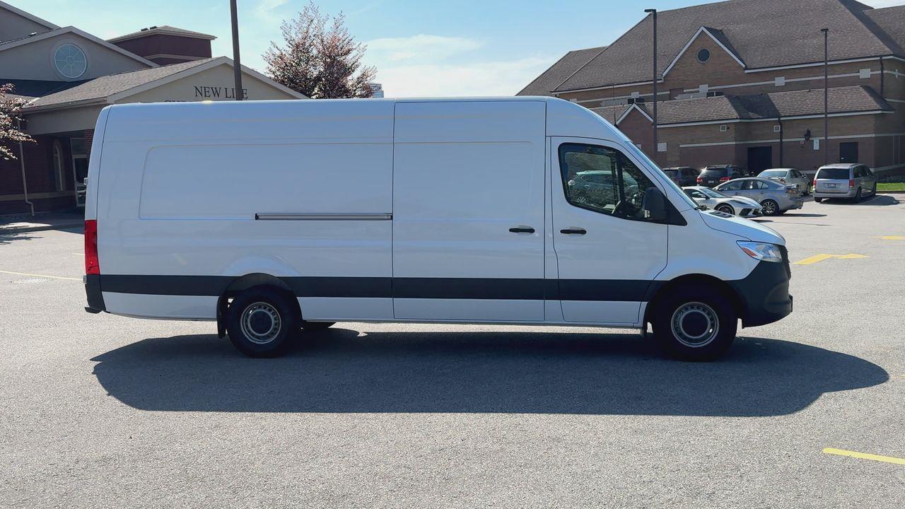 2023 Mercedes-Benz Sprinter 2500 High Roof 4-Cyl Diesel Sprinter 2500 Extended Cargo Van 170 in. WB Rear-Wheel Drive Photo