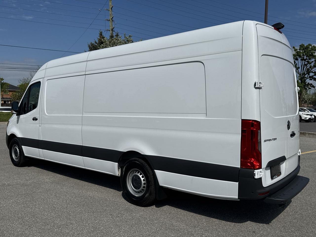 2023 Mercedes-Benz Sprinter 2500 High Roof 4-Cyl Diesel Sprinter 2500 Extended Cargo Van 170 in. WB Rear-Wheel Drive Photo