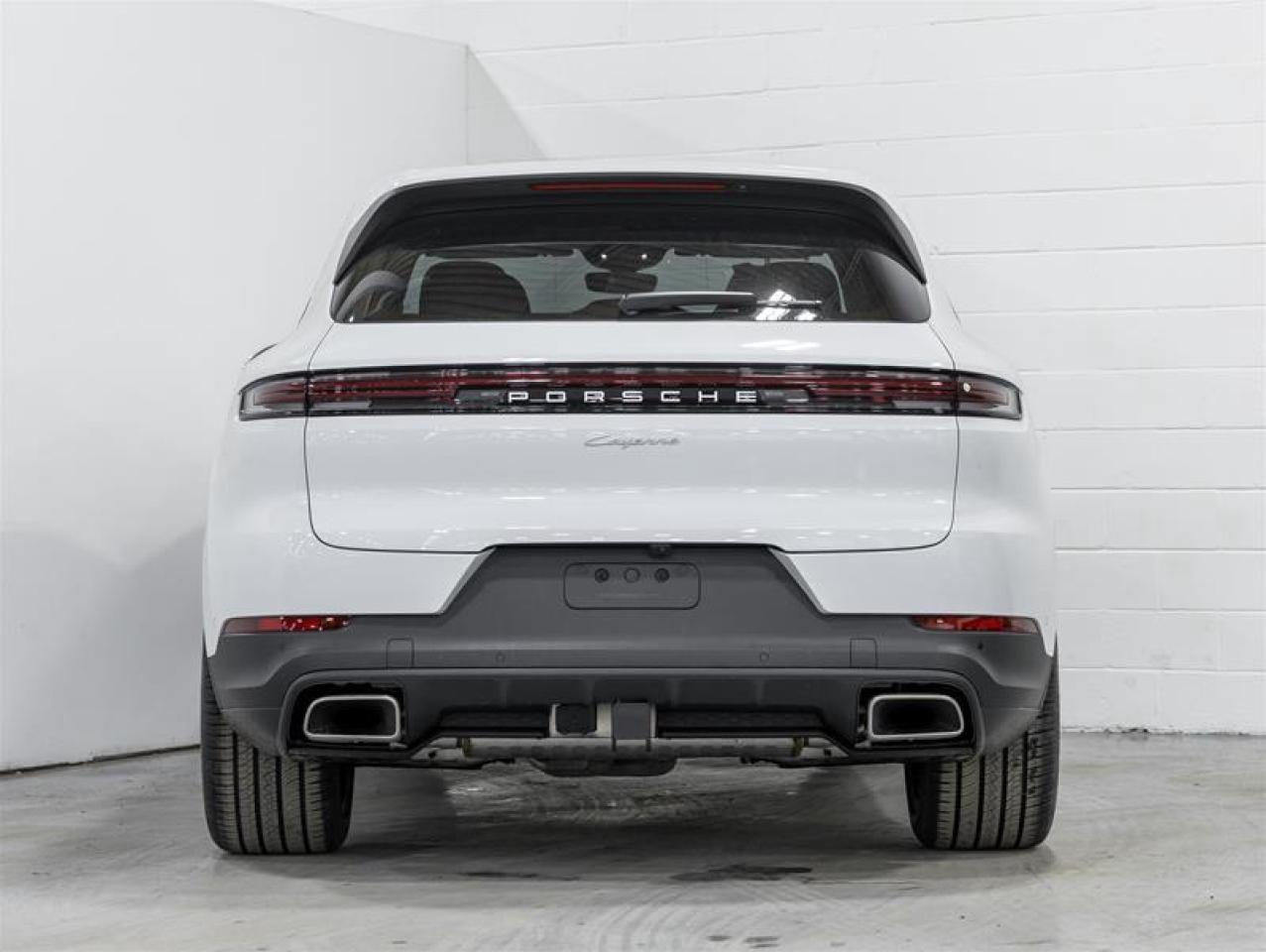 2025 Porsche Cayenne  Photo