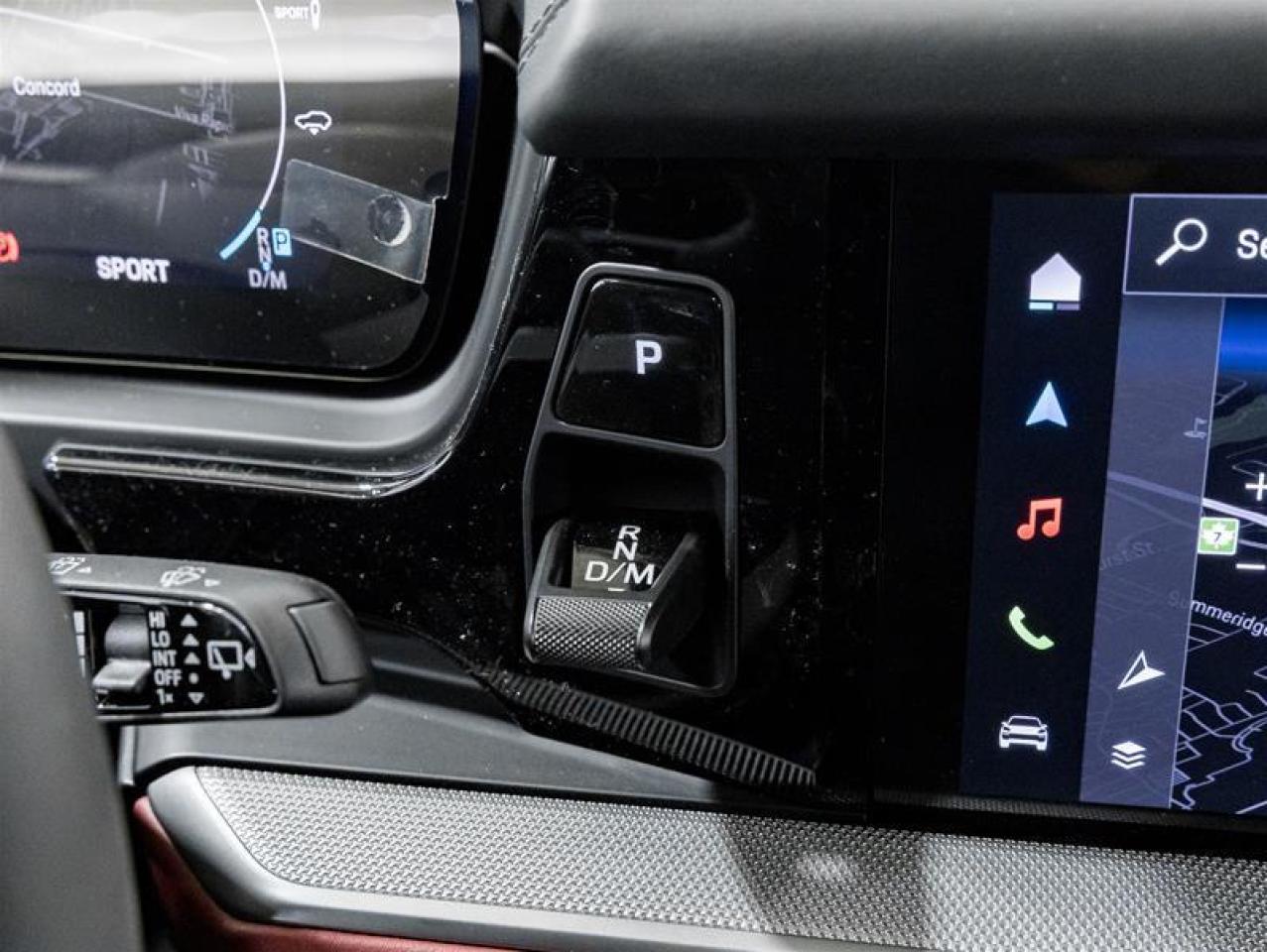 2025 Porsche Cayenne  Photo