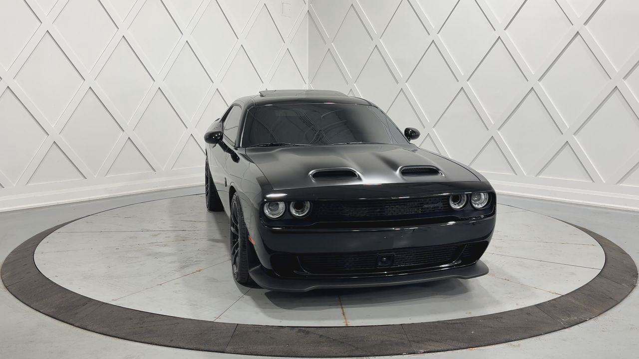 2023 Dodge Challenger SRT Hellcat 2dr Rear-Wheel Drive Coupe Photo