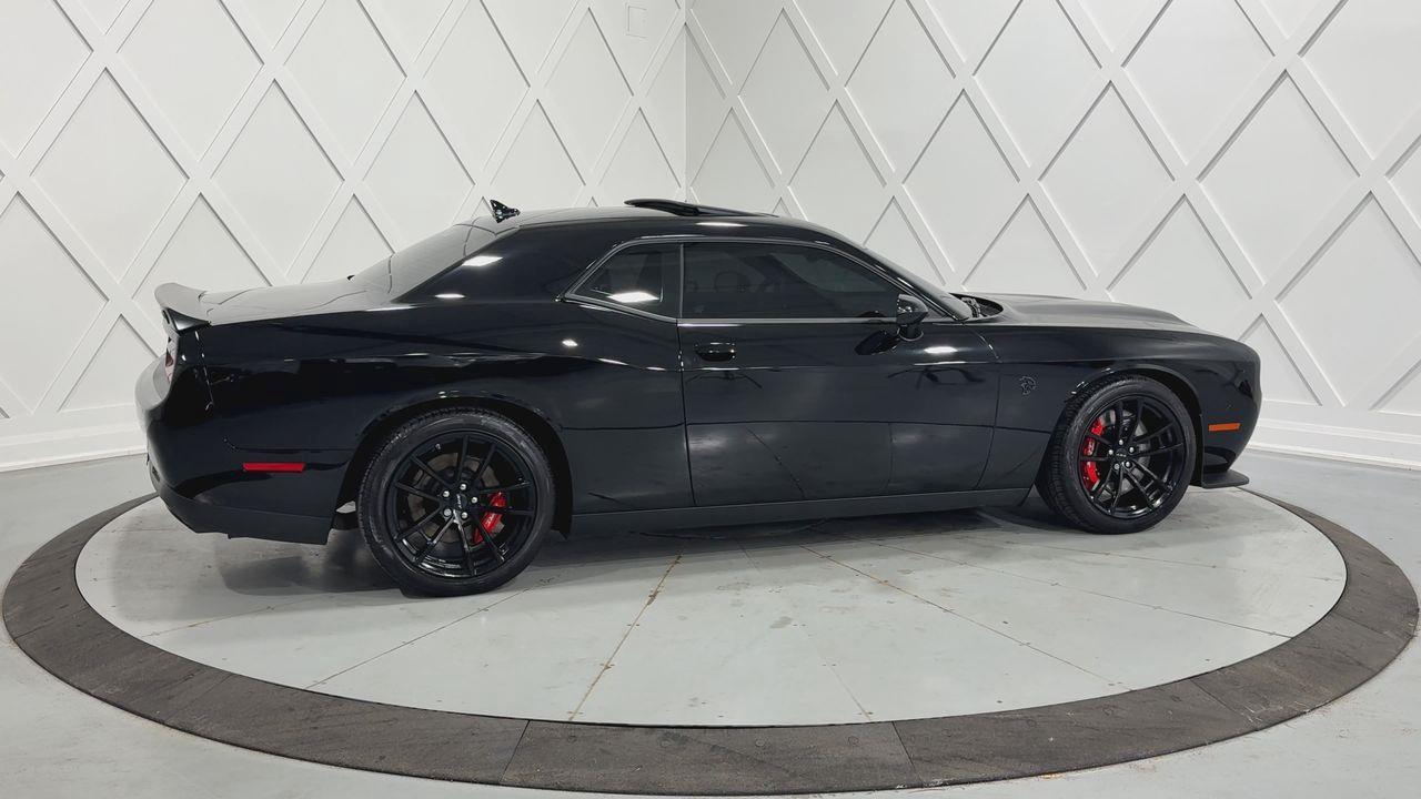 2023 Dodge Challenger SRT Hellcat 2dr Rear-Wheel Drive Coupe Photo