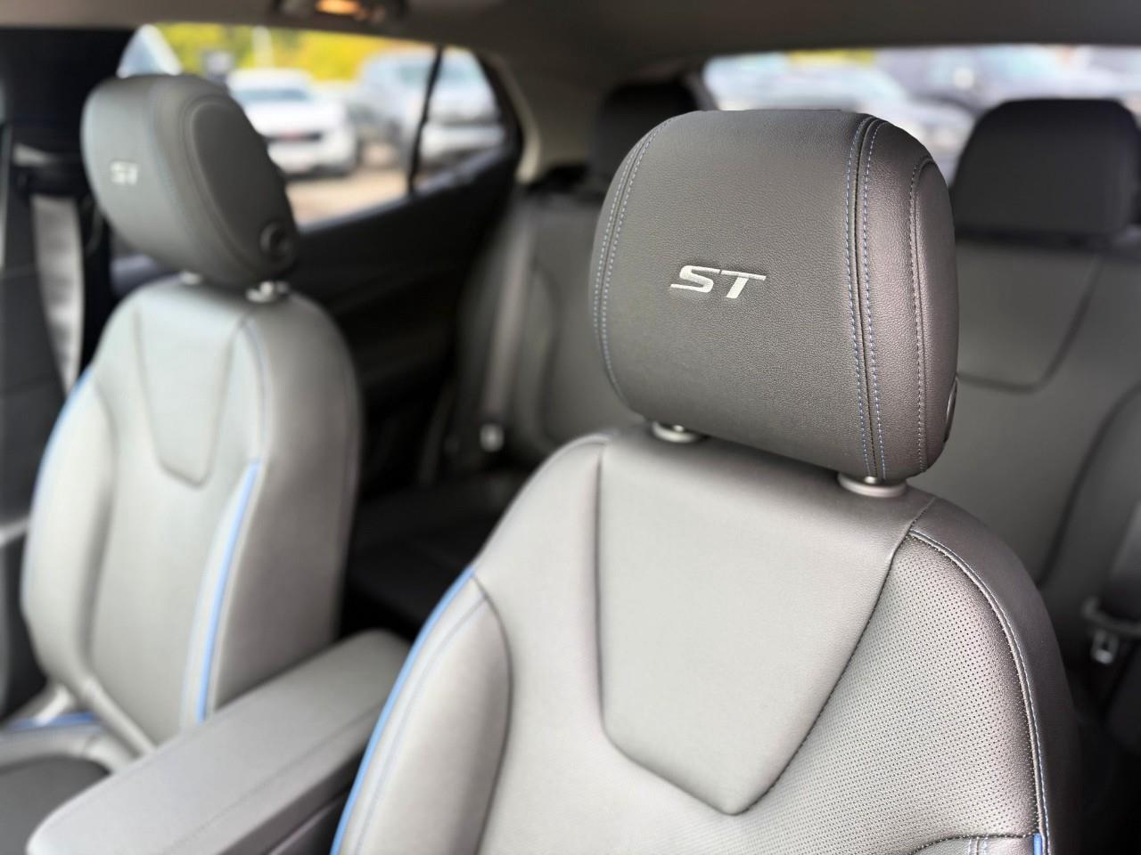 2026 Buick Encore GX Sport Touring 4dr All-Wheel Drive Photo