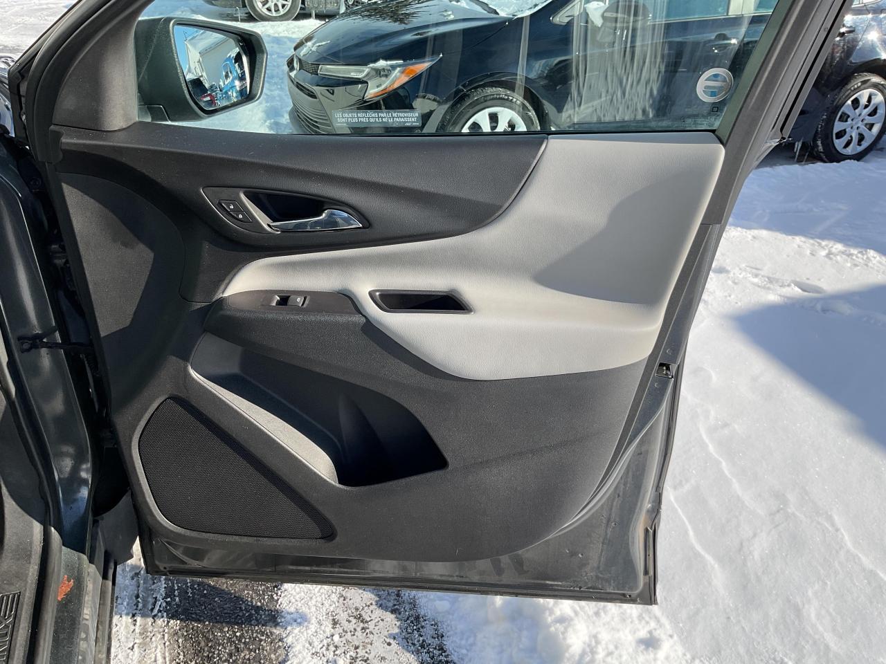 2018 Chevrolet Equinox LS All-Wheel Drive Photo