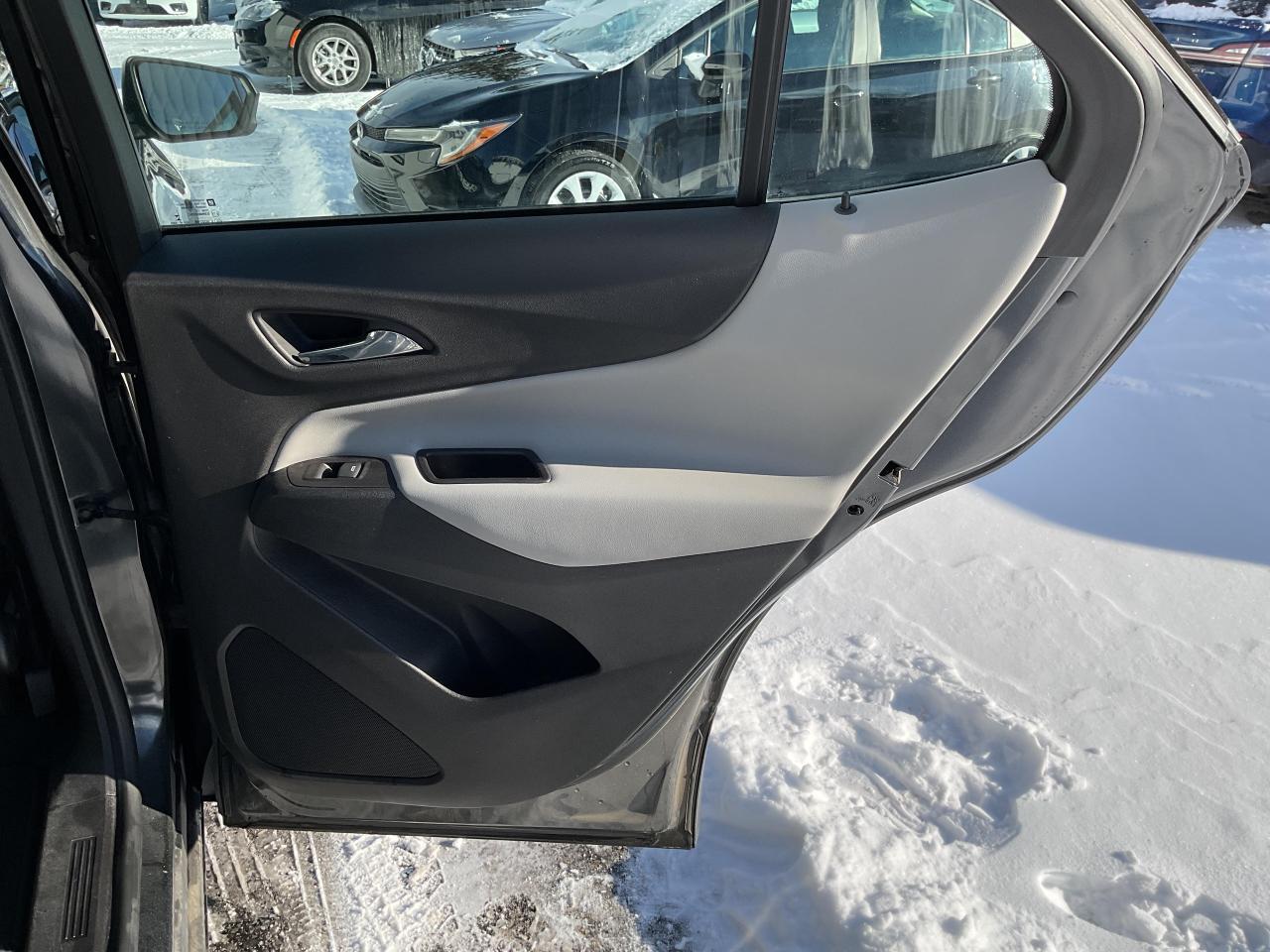 2018 Chevrolet Equinox LS All-Wheel Drive Photo