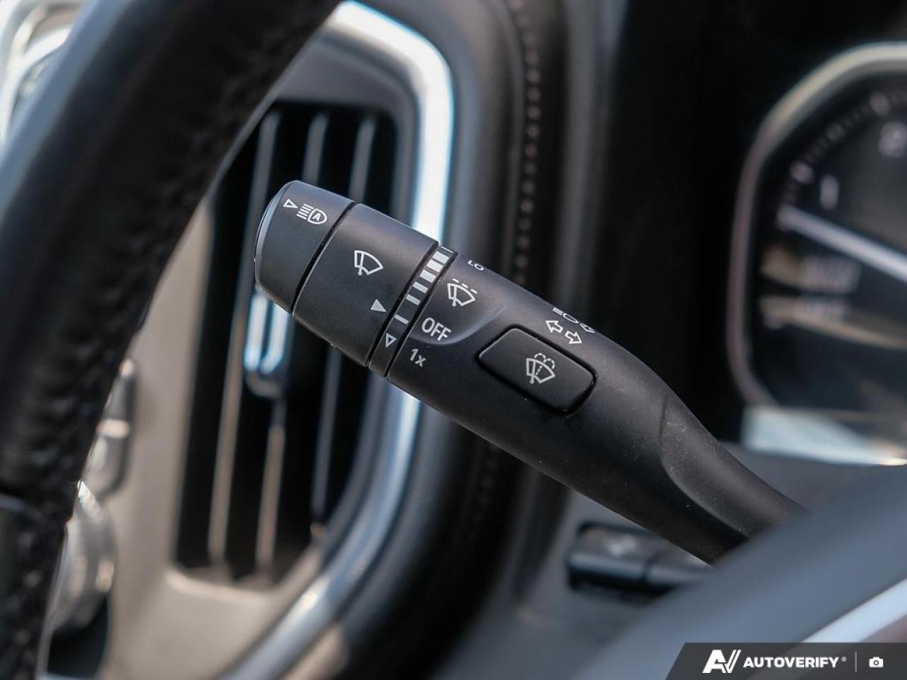 2020 GMC Sierra 1500 Crew CabShort Box 4-Wheel Drive Denali Photo