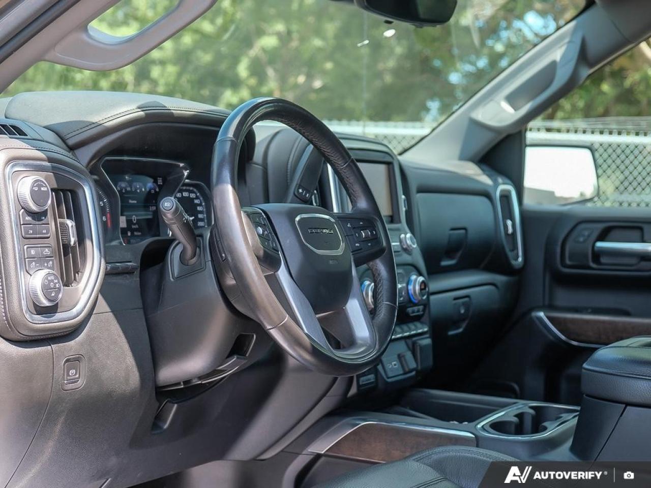 2020 GMC Sierra 1500 Crew CabShort Box 4-Wheel Drive Denali Photo