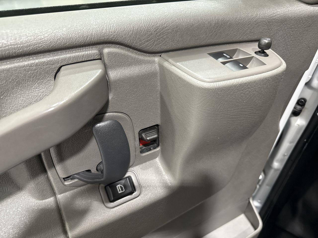 2024 GMC Savana 2500 Work Van Rear-Wheel Drive Cargo Van Photo