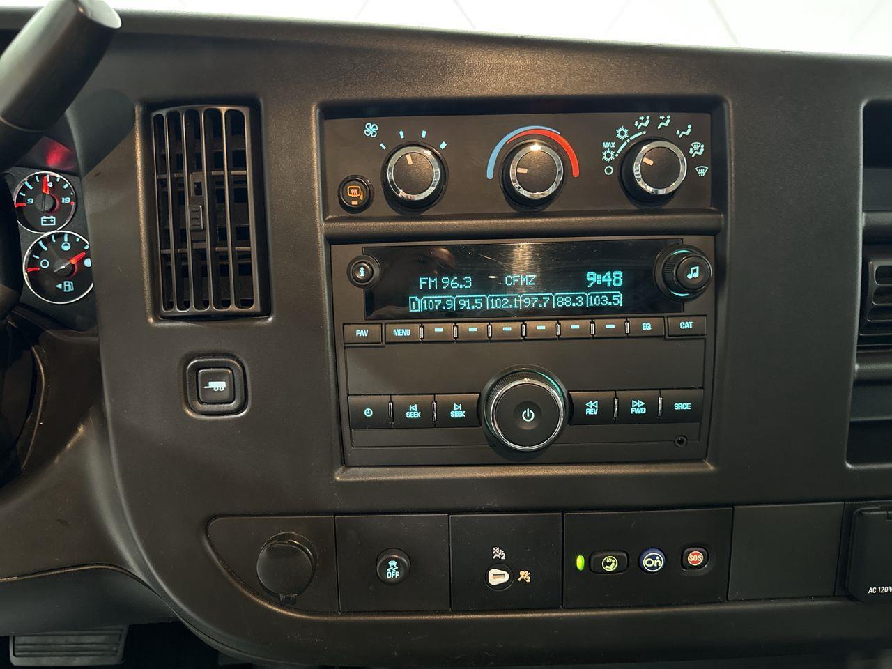 2024 GMC Savana 2500 Work Van Rear-Wheel Drive Cargo Van Photo