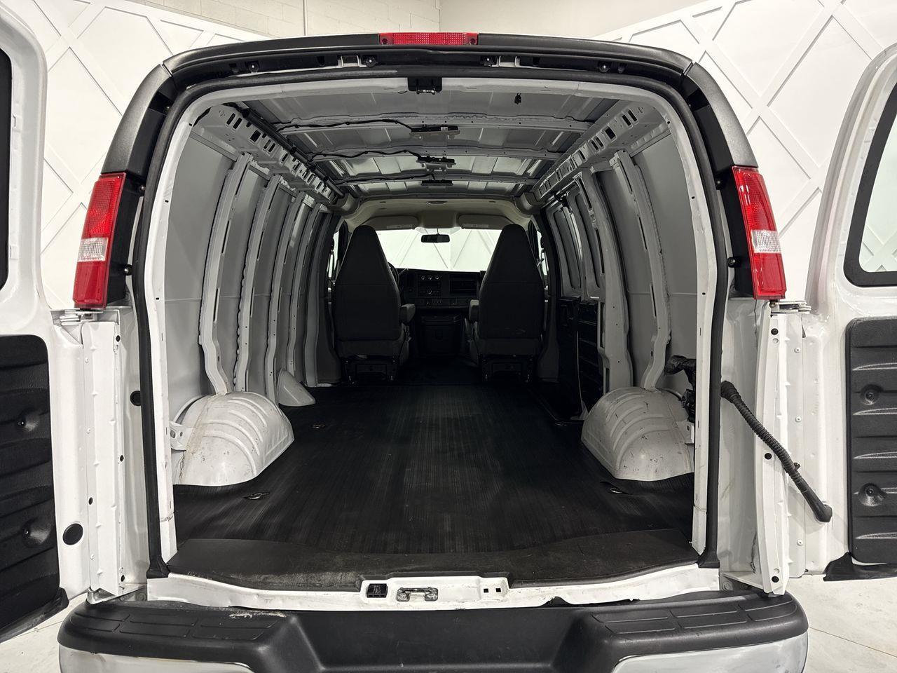 2024 GMC Savana 2500 Work Van Rear-Wheel Drive Cargo Van Photo