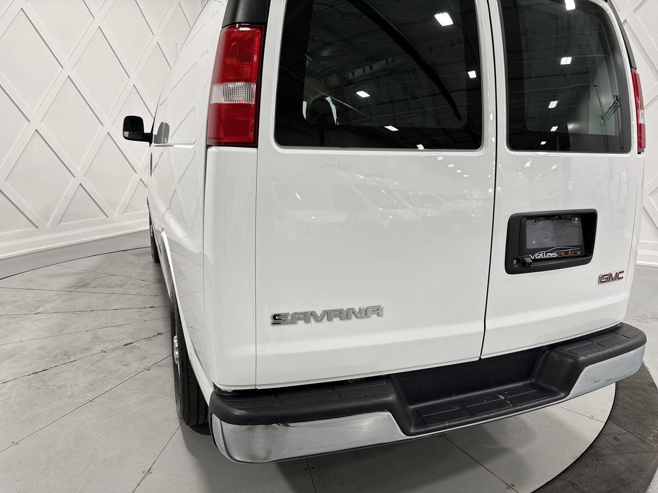 2024 GMC Savana 2500 Work Van Rear-Wheel Drive Cargo Van Photo