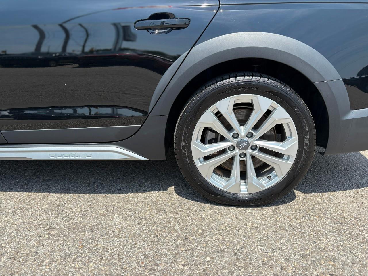 2020 Audi A4 allroad 2.0T Technik 4dr All-Wheel Drive quattro Wagon Photo