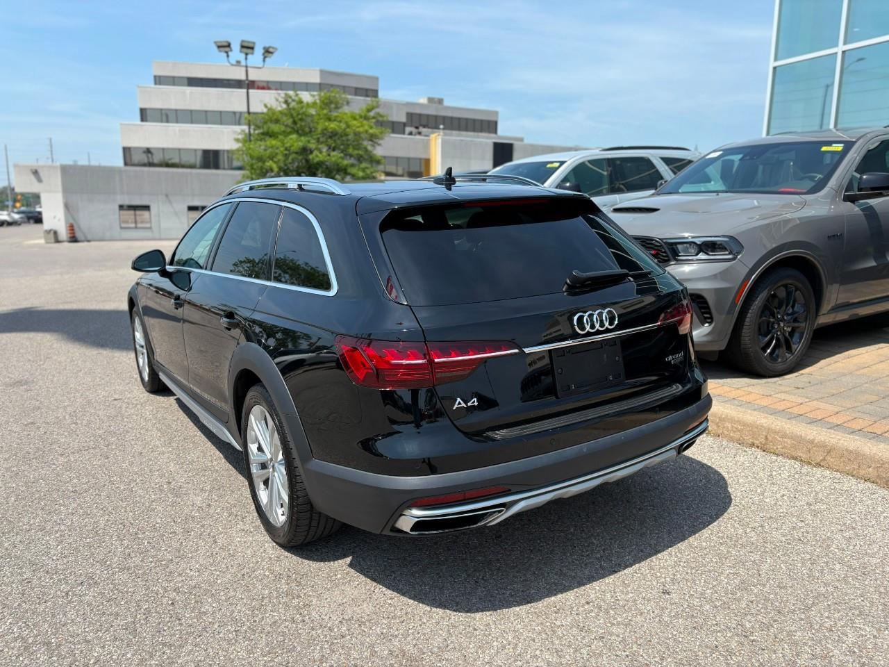 2020 Audi A4 allroad 2.0T Technik 4dr All-Wheel Drive quattro Wagon Photo3