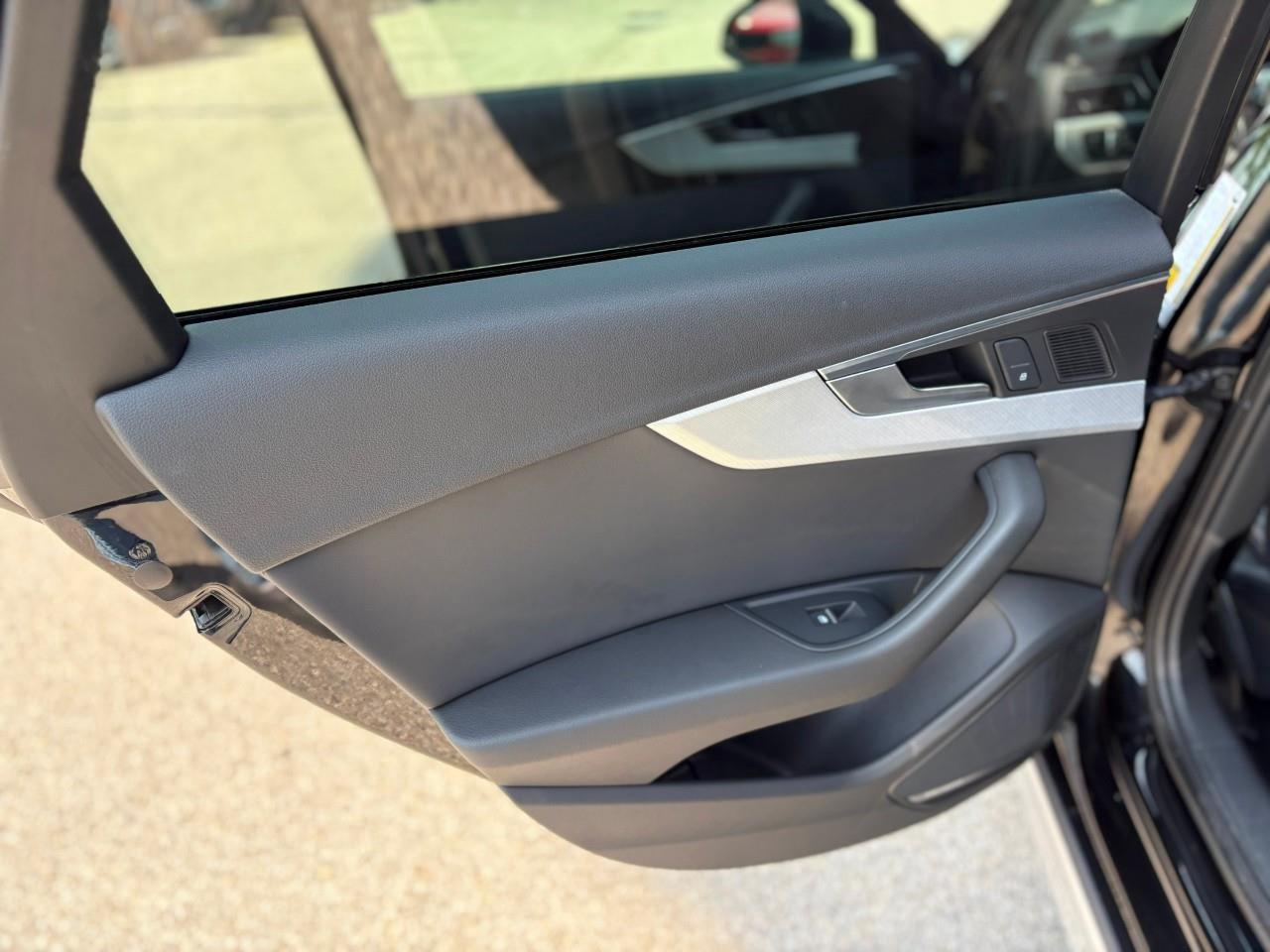 2020 Audi A4 allroad 2.0T Technik 4dr All-Wheel Drive quattro Wagon Photo