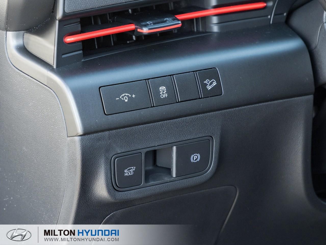 2026 Hyundai KONA 1.6T N Line w/Two-Tone Roof 4dr All-Wheel Drive Photo