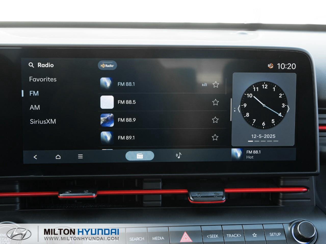 2026 Hyundai KONA 1.6T N Line w/Two-Tone Roof 4dr All-Wheel Drive Photo