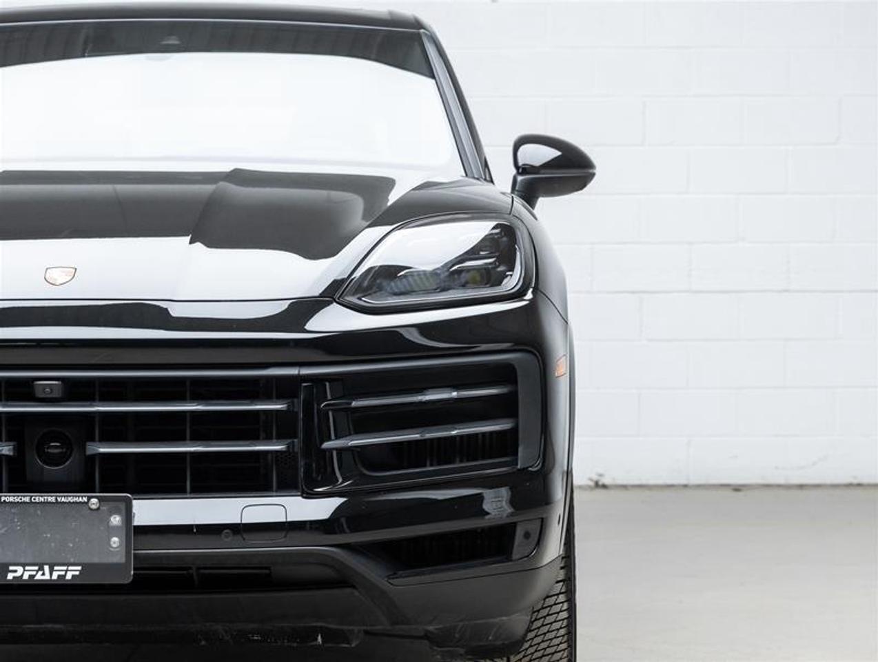 2026 Porsche Cayenne  Photo3