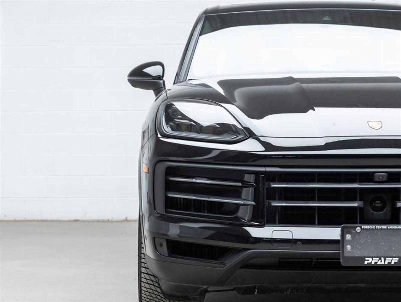 2026 Porsche Cayenne  Photo2