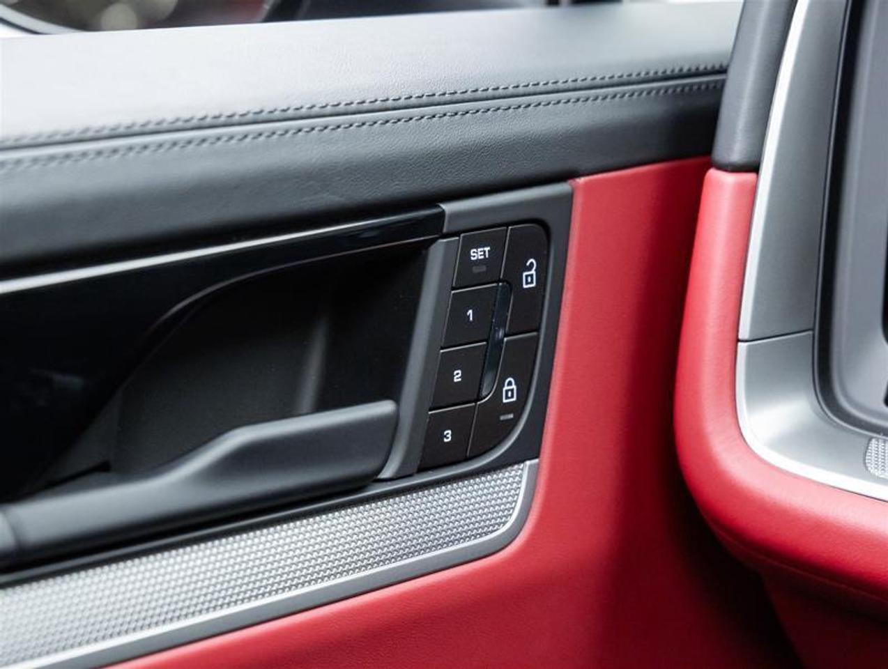 2026 Porsche Cayenne  Photo