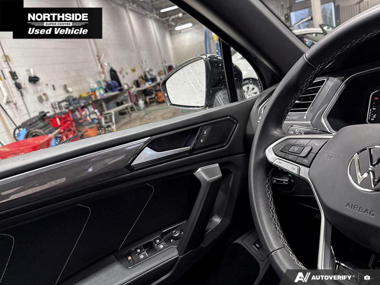 2023 Volkswagen Tiguan Comfortline R-Line Black 4dr All-Wheel Drive 4MOTION Photo