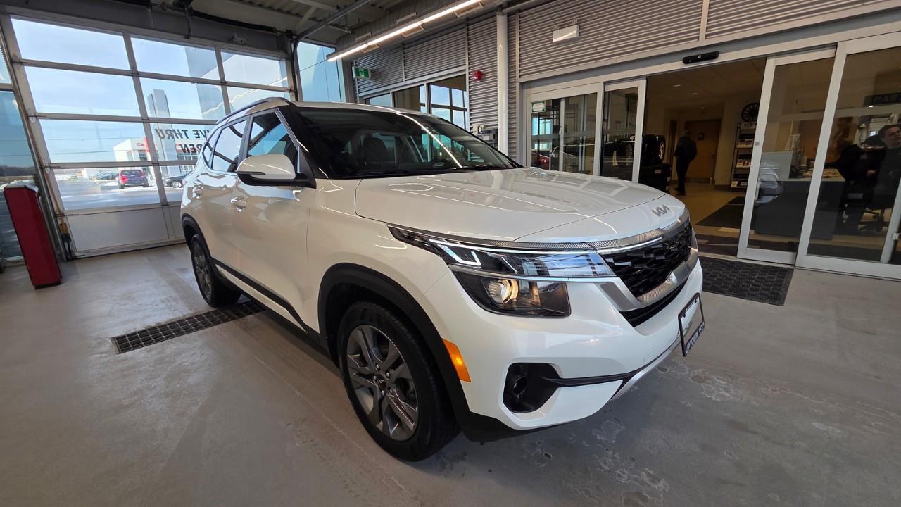 2023 Kia Seltos EX 4dr Front-Wheel Drive Photo