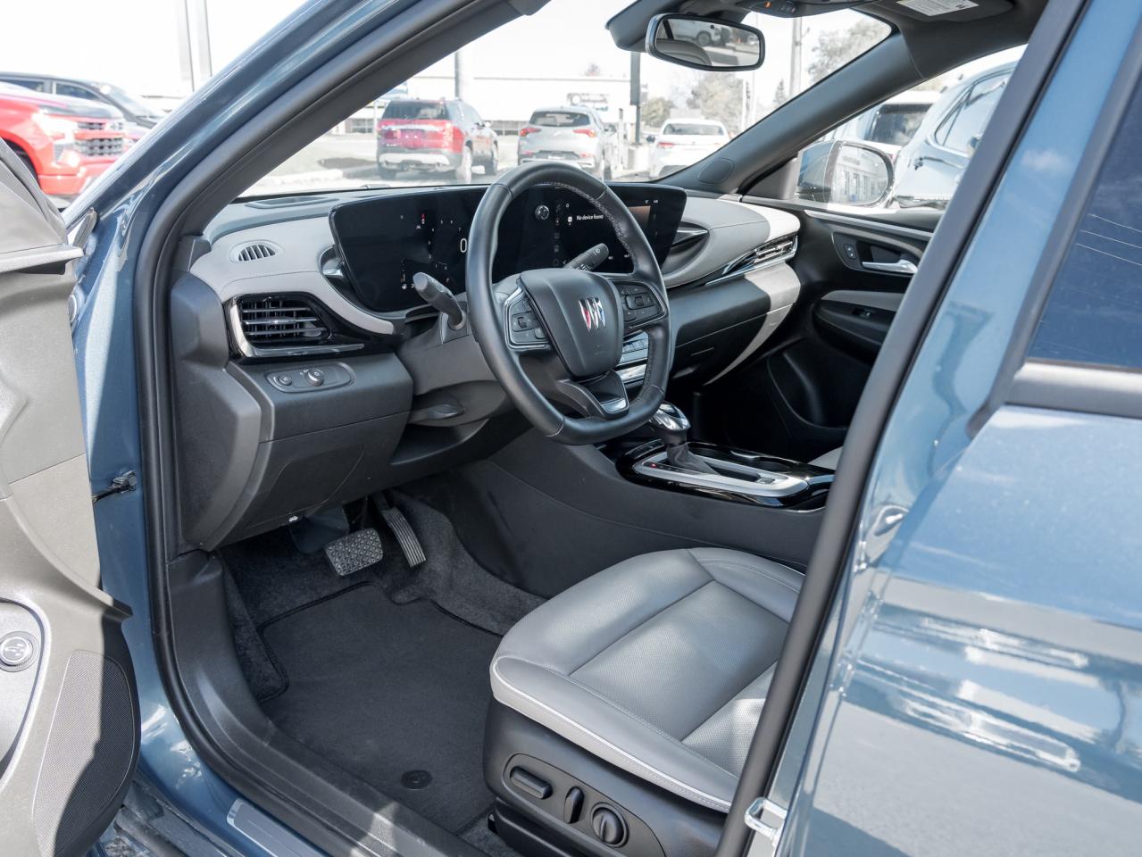 2024 Buick Envista Avenir 4dr Front-Wheel Drive Photo