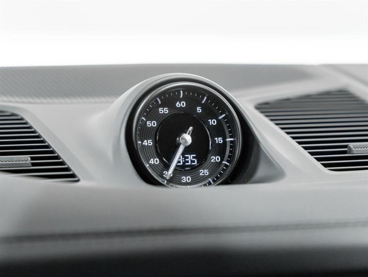 2026 Porsche Cayenne  Photo