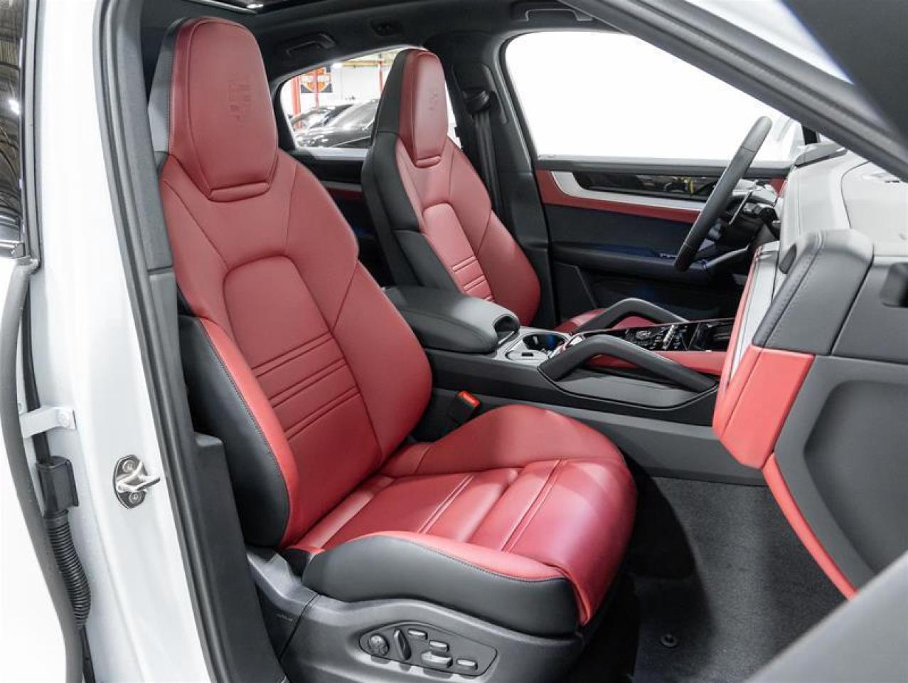 2026 Porsche Cayenne  Photo