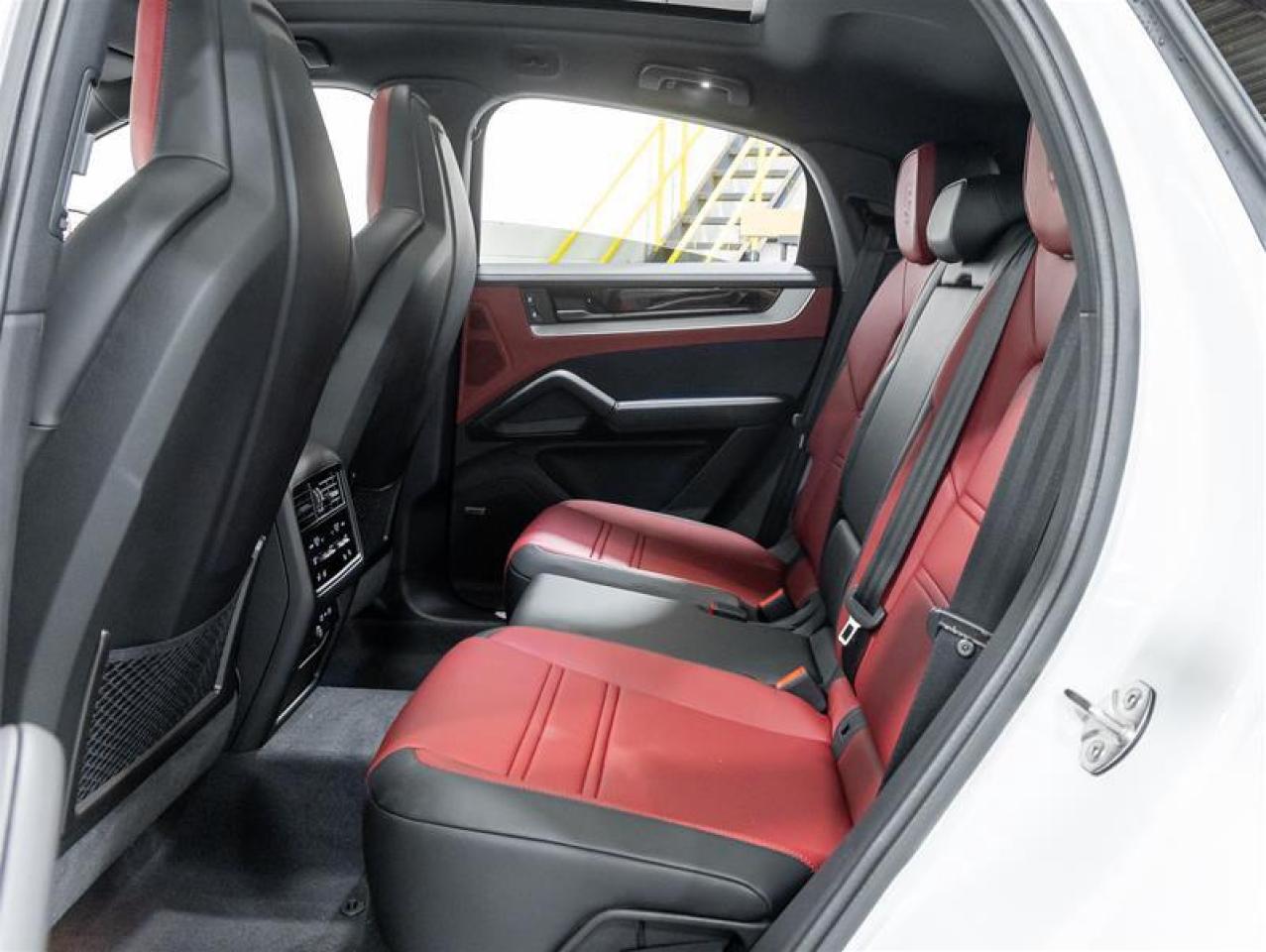 2026 Porsche Cayenne  Photo