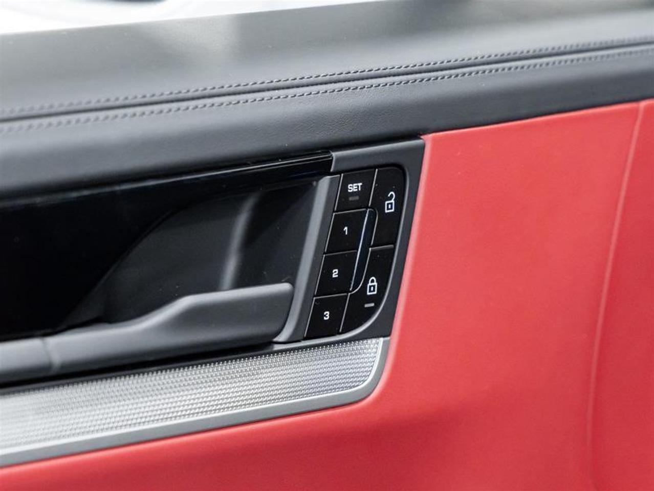2026 Porsche Cayenne  Photo