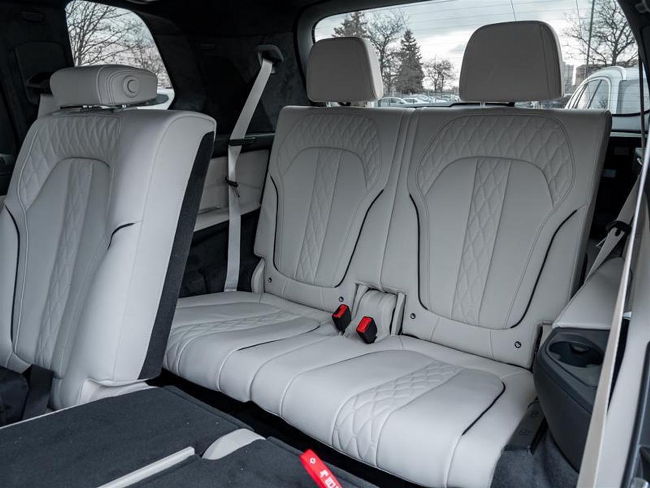 2026 BMW X7 xDrive40i 4dr All-Wheel Drive Sports Activity Vehicle Photo