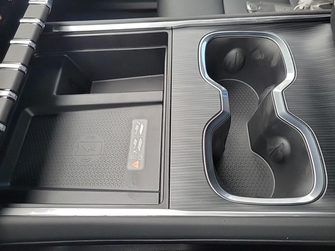 2026 GMC Acadia Elevation 4dr All-Wheel Drive Photo