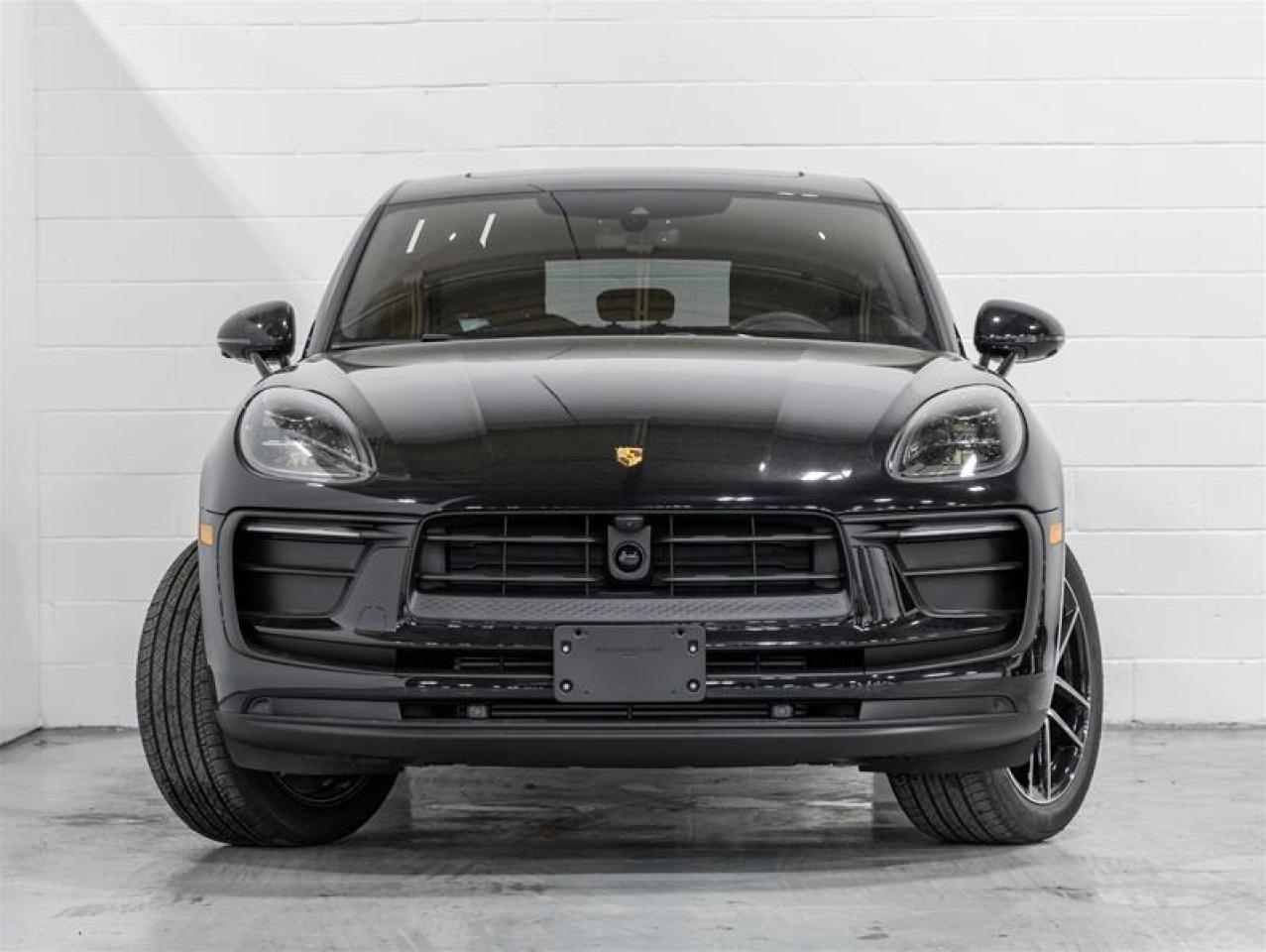 2025 Porsche Macan  Photo