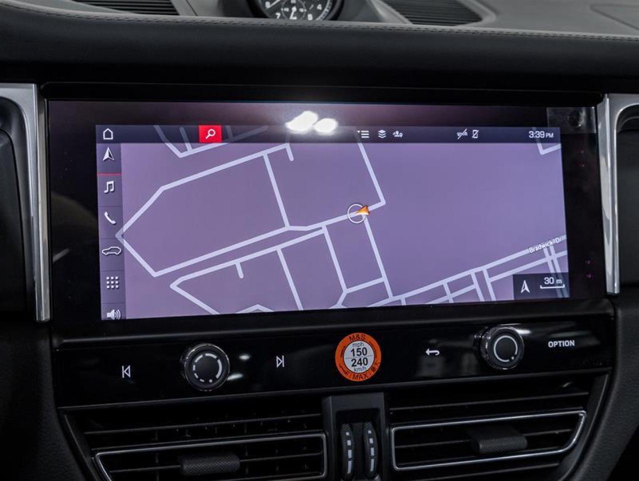 2025 Porsche Macan  Photo