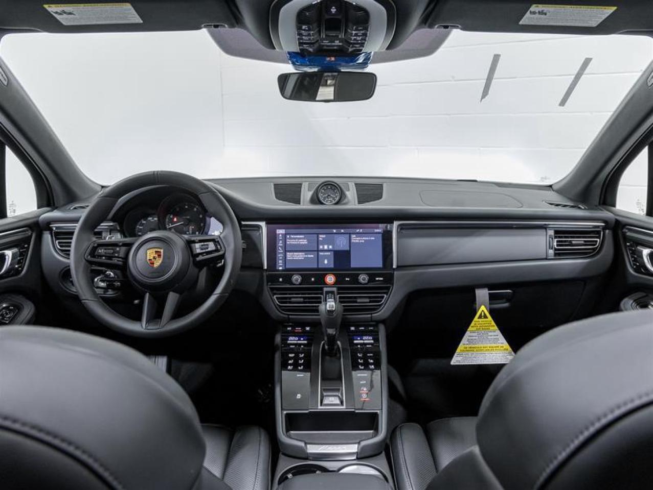 2025 Porsche Macan  Photo