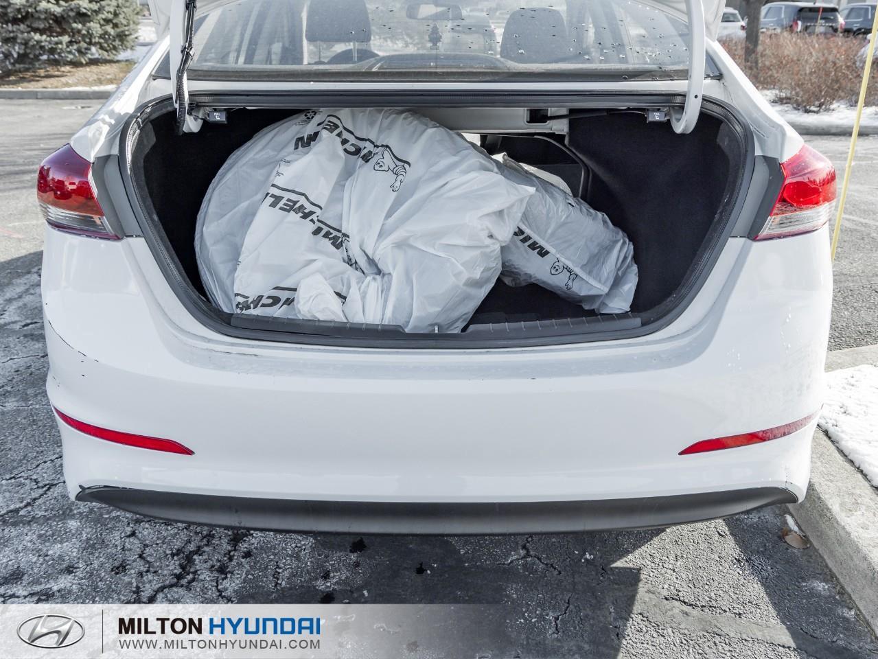 2018 Hyundai Elantra GL (A6) 4dr Sedan Photo