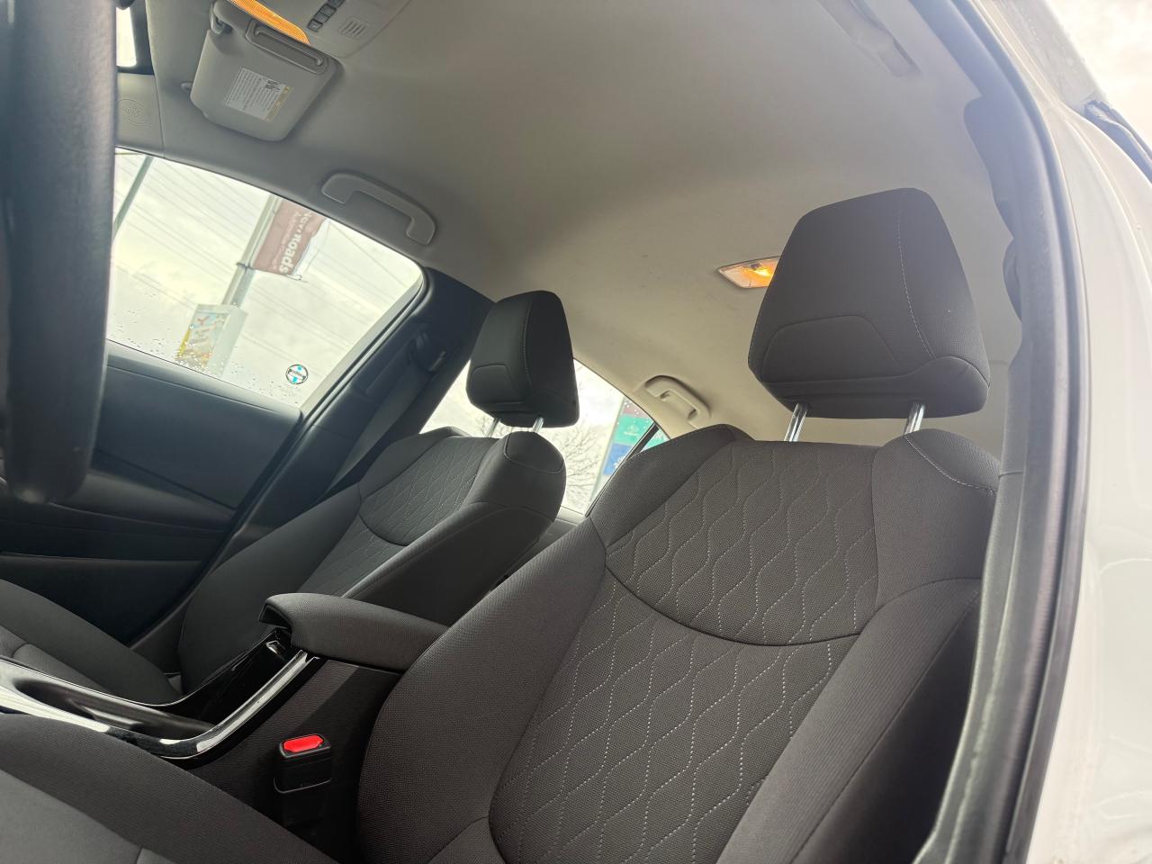 2022 Toyota Corolla LE 4DR SEDAN Photo