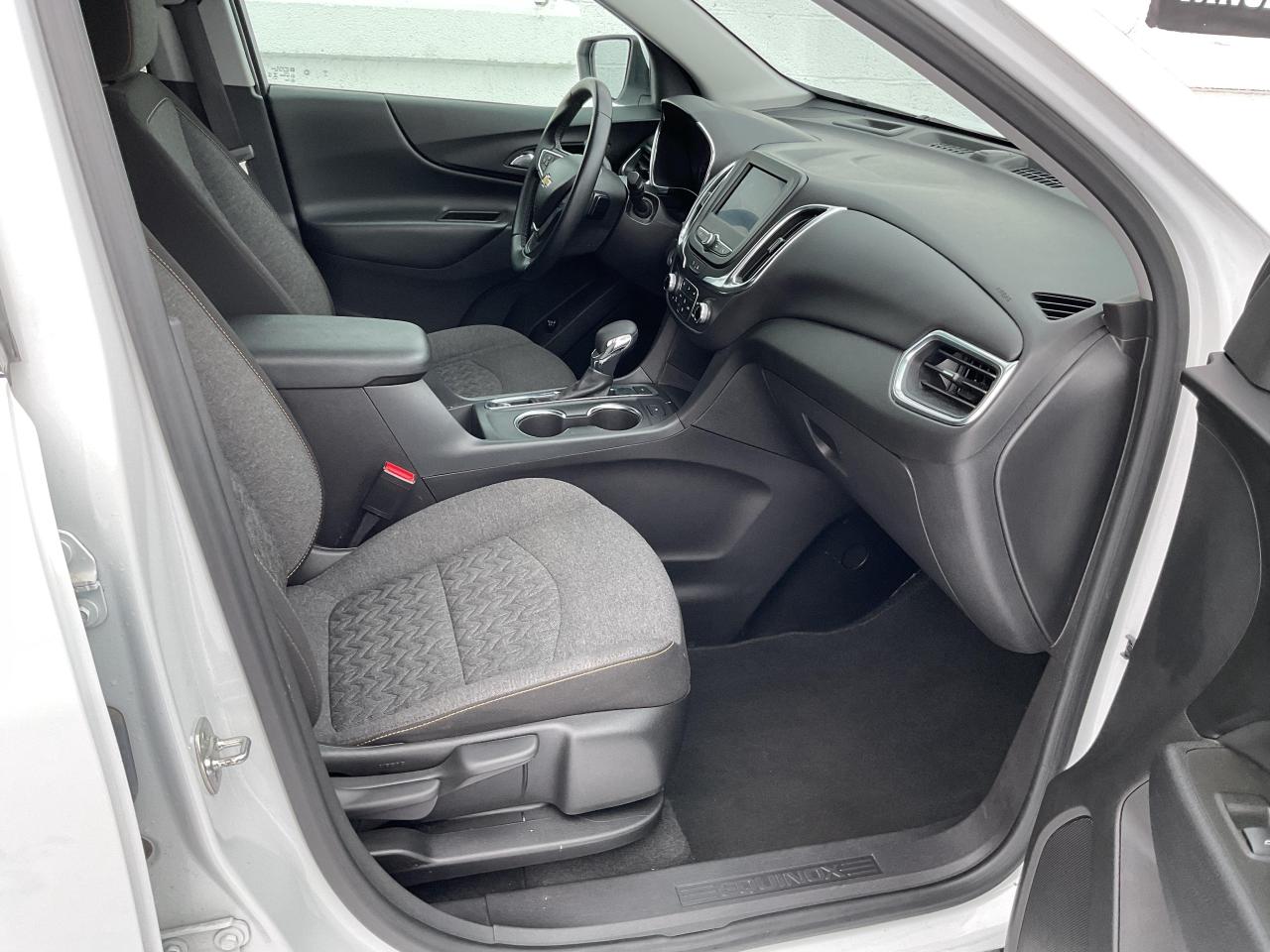 2024 Chevrolet Equinox LT 4dr All-Wheel Drive Photo