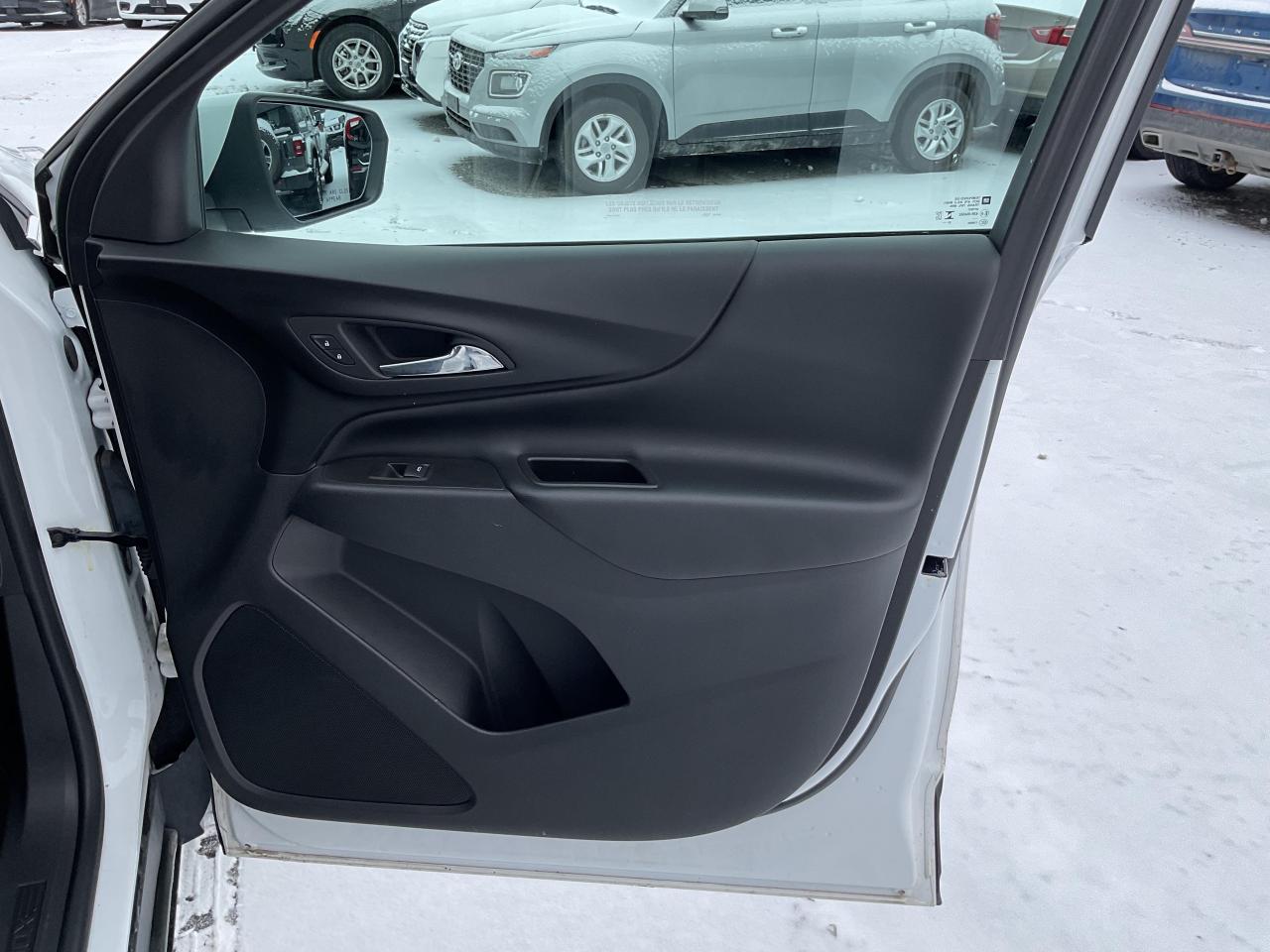 2024 Chevrolet Equinox LT 4dr All-Wheel Drive Photo