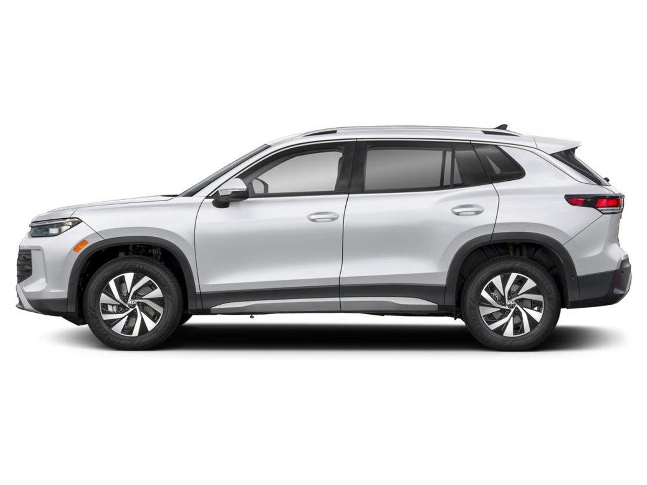2026 Volkswagen Tiguan Trendline 4dr All-wheel Drive 4MOTION Photo5