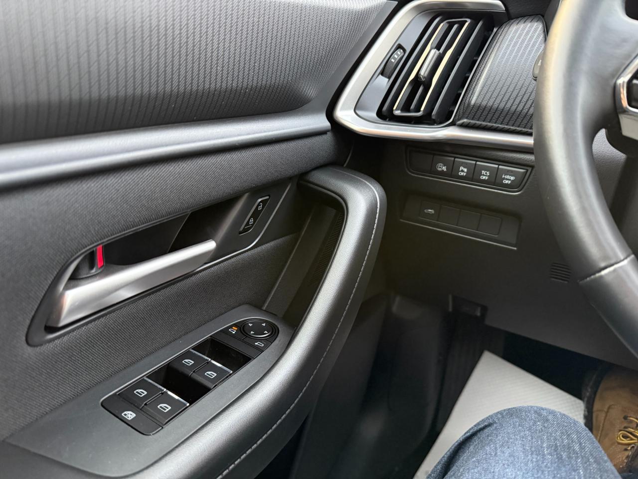 2025 Mazda CX-70 MHEV GS-L 4dr i-ACTIV All-Wheel Drive Sport Utility Photo