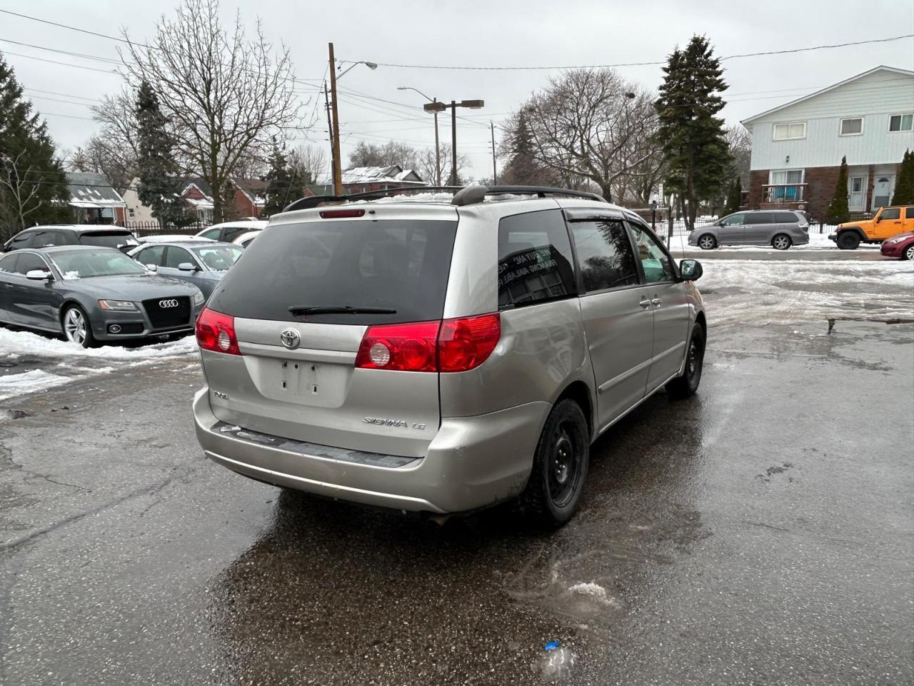 2007 Toyota Sienna 5dr LE 8-Passenger 2WD Photo
