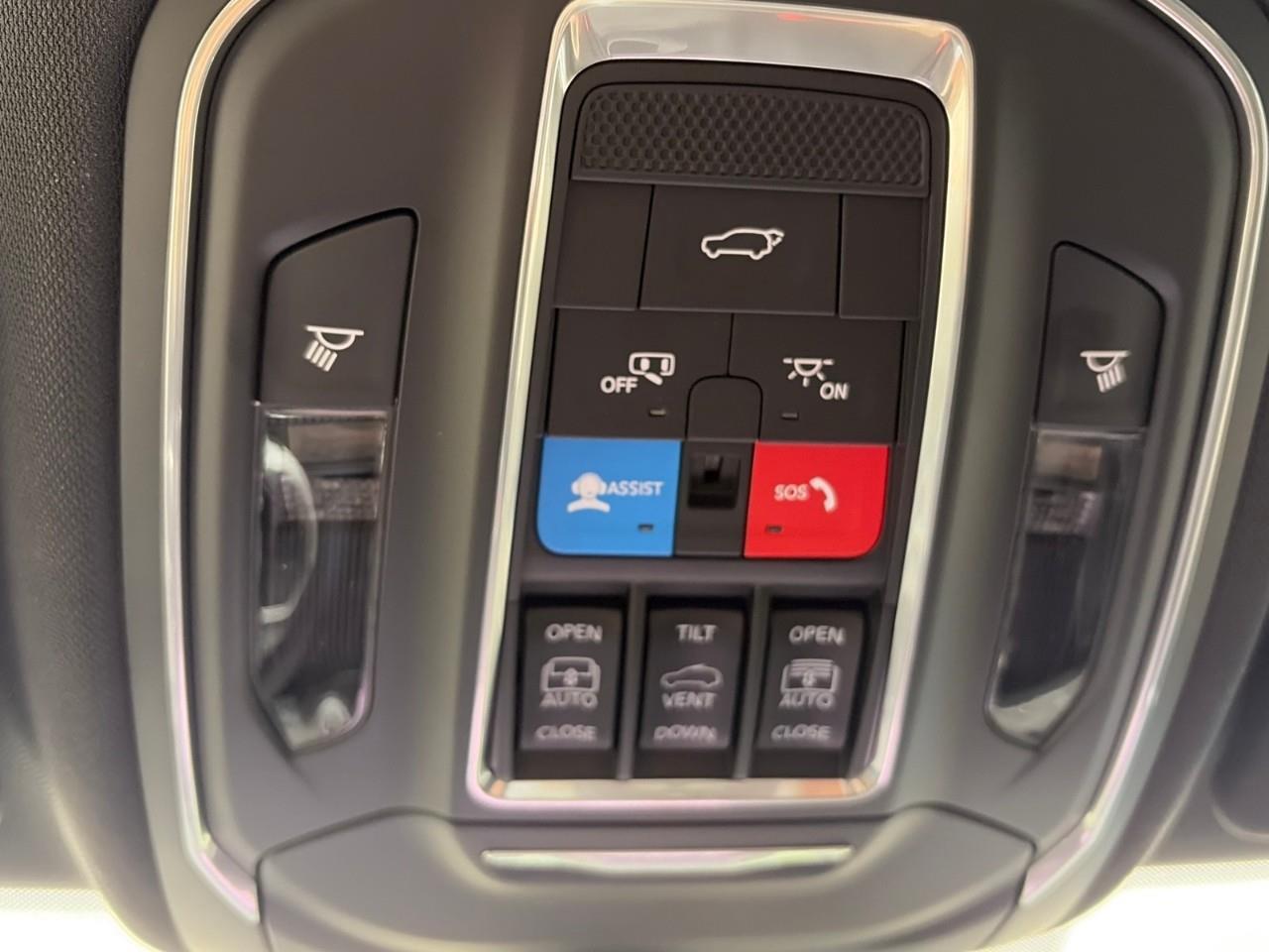 2025 Jeep Grand Cherokee Limited 4dr 4x4 Photo