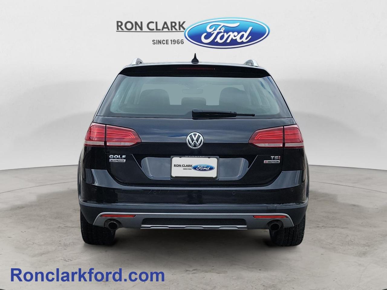 2018 Volkswagen Golf Alltrack 1.8 TSI (DSG) 4dr All-Wheel Drive 4MOTION Photo