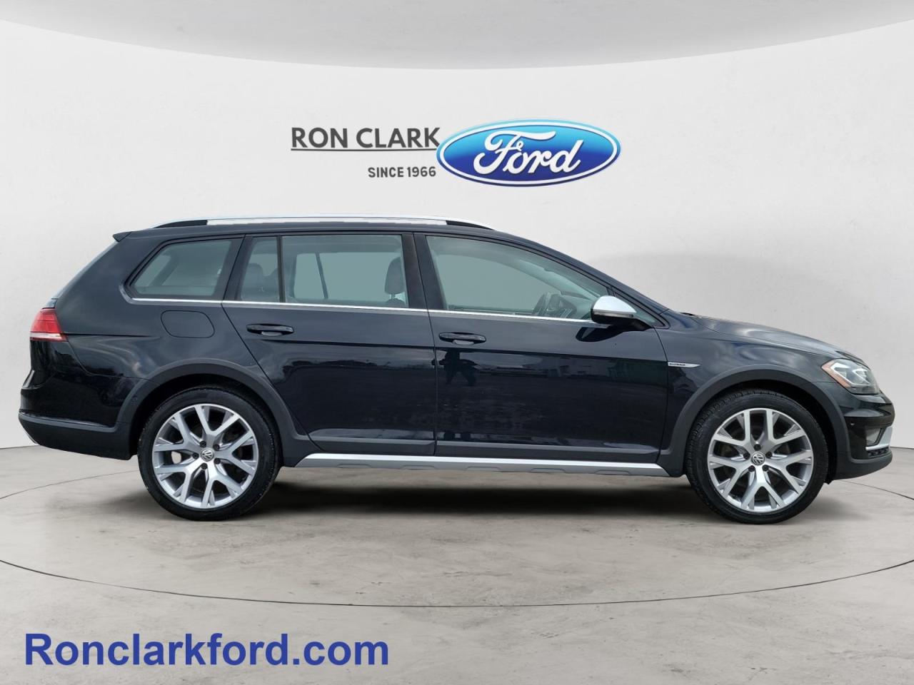 2018 Volkswagen Golf Alltrack 1.8 TSI (DSG) 4dr All-Wheel Drive 4MOTION Photo