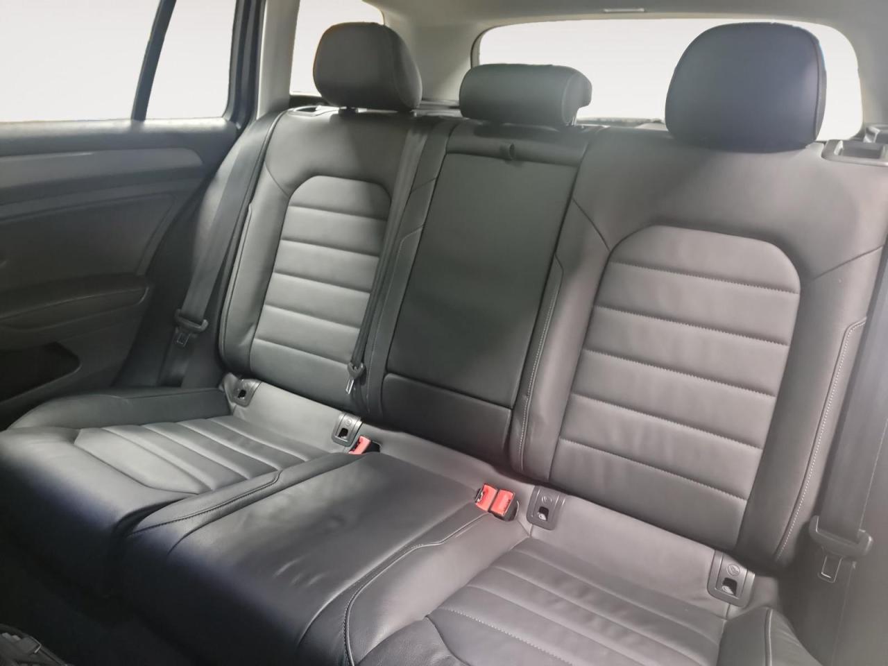 2018 Volkswagen Golf Alltrack 1.8 TSI (DSG) 4dr All-Wheel Drive 4MOTION Photo